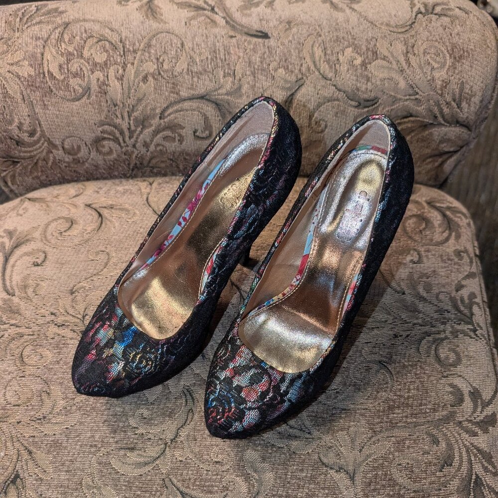 EUC Charlotte Russe Laced Platform Heels